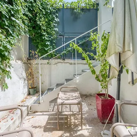 Apartment T2 With Terrace In A House Daviel 13 Paris